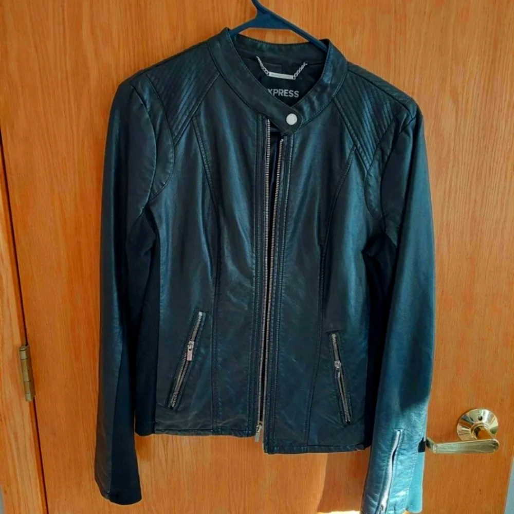 EXPRESS minus the leather moto jacket - Picture 1 of 4